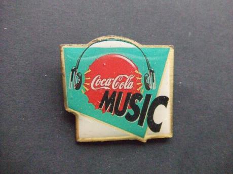 Coca Cola is The Music koptelefoon witte achtergrond